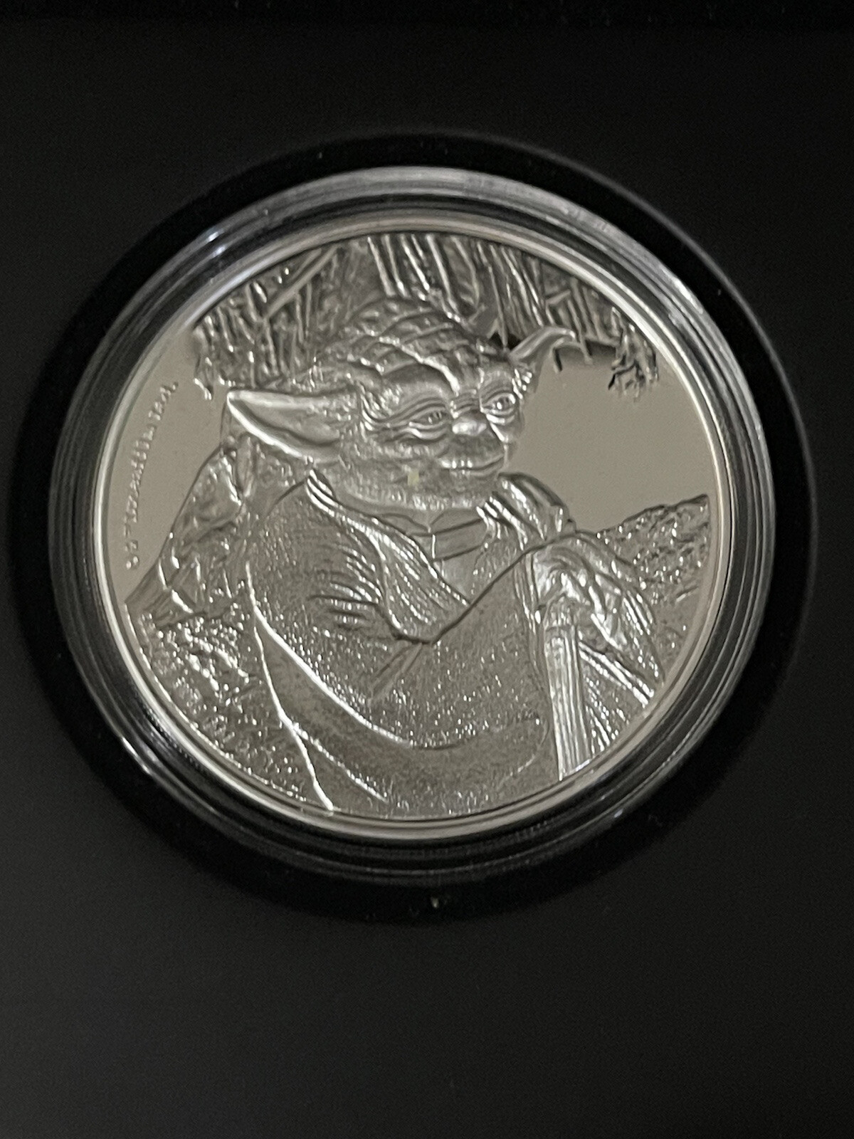 Disney Star Wars Yoda Silver Coin $2 By Niue 2016 Disney Star Wars Yoda Silver Coin $2 By Niue 2016
