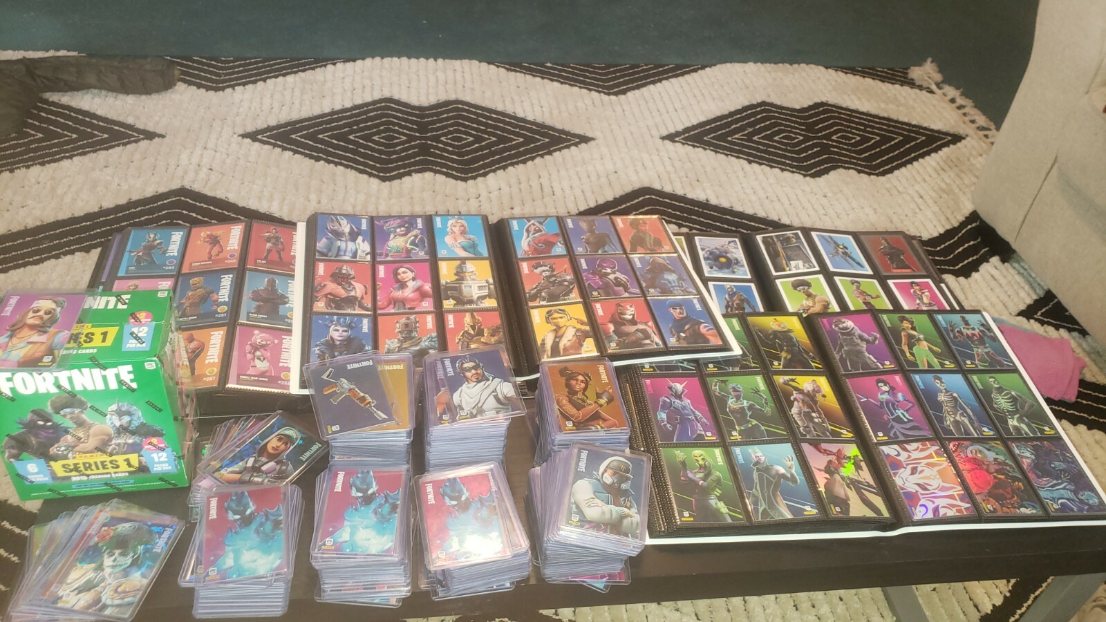 Fortnite Panini S1 S2 Black Knight Ice King Queen Ultima Promo sticker reloaded Fortnite Panini S1 S2 Black Knight Ice King Queen Ultima Promo sticker reloaded