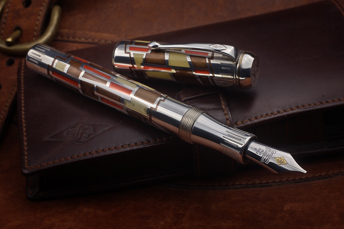 Conway Stewart Revolution Prototype Limited Edition Fountain Pen Conway Stewart Revolution Prototype Limited Edition Fountain Pen