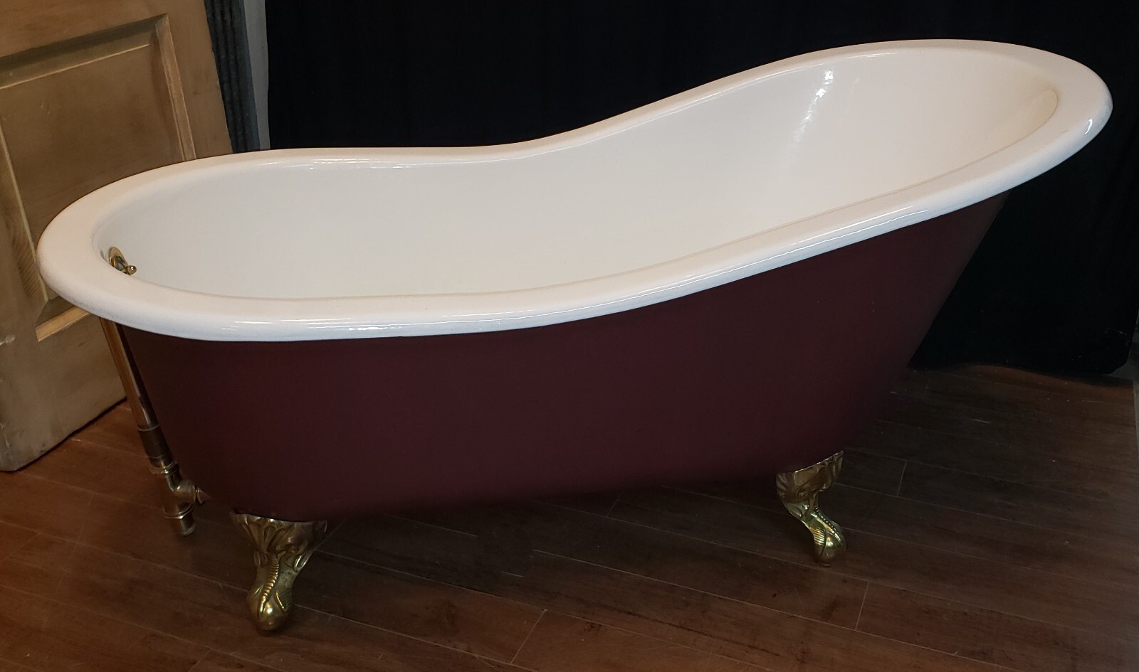 5 Ft Cast Iron Cranberry Slipper Bath Tub w/ Solid Brass Claw Feet GA9592 5 Ft Cast Iron Cranberry Slipper Bath Tub w/ Solid Brass Claw Feet GA9592