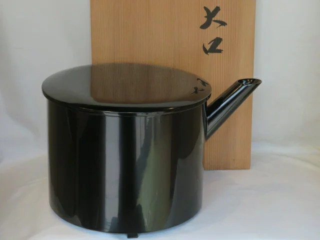 Wajima Lacquerware Water Container Rikyu Style Black 28.6cm (11.3in) Japan Wajima Lacquerware Water Container Rikyu Style Black 28.6cm (11.3in) Japan