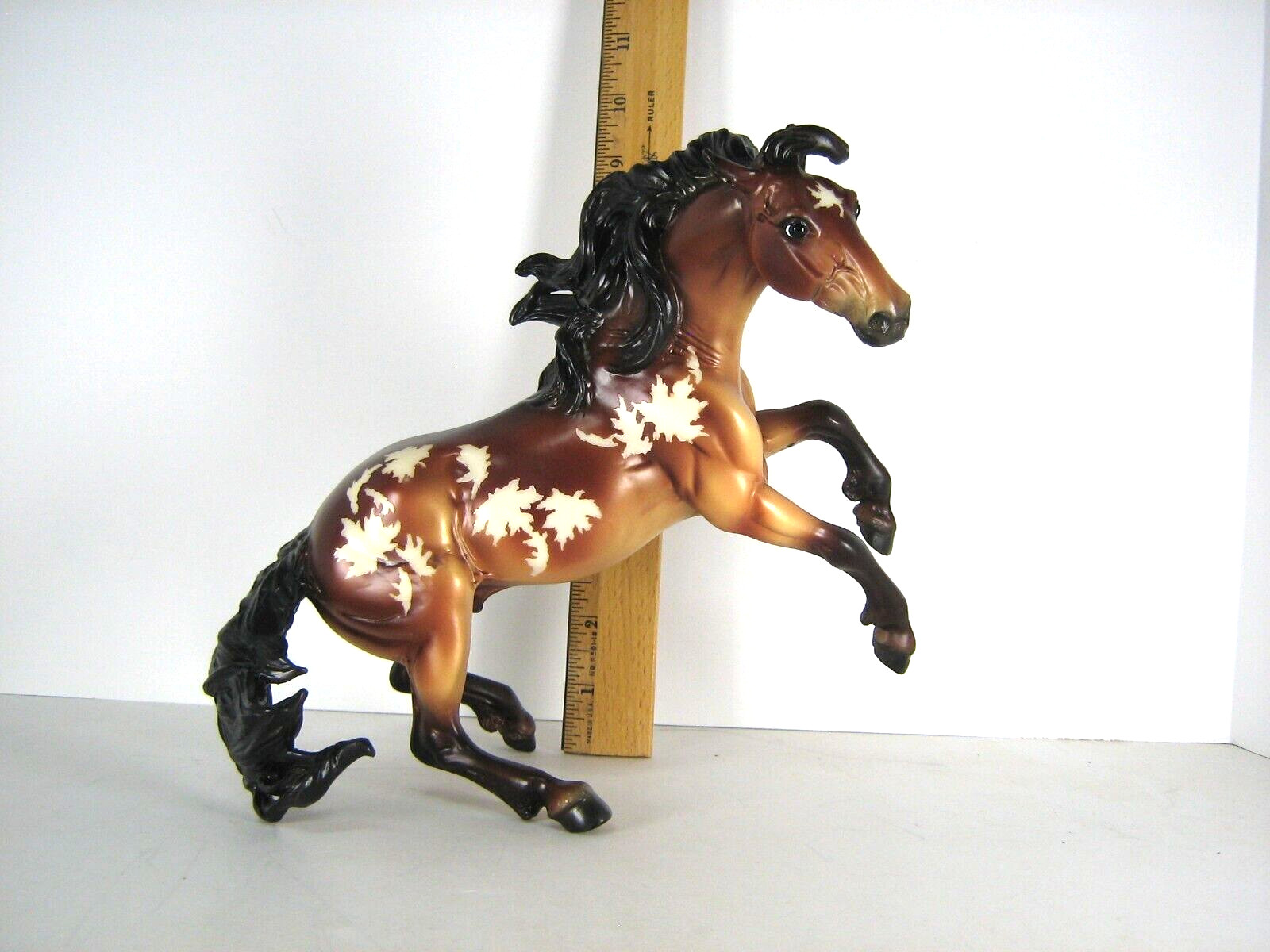 1694 BREYER FALL IN LOVE WEB SPECIAL LE 200 NAKOTA MOLD EXCELLENT CONDITION 1694 BREYER FALL IN LOVE WEB SPECIAL LE 200 NAKOTA MOLD EXCELLENT CONDITION