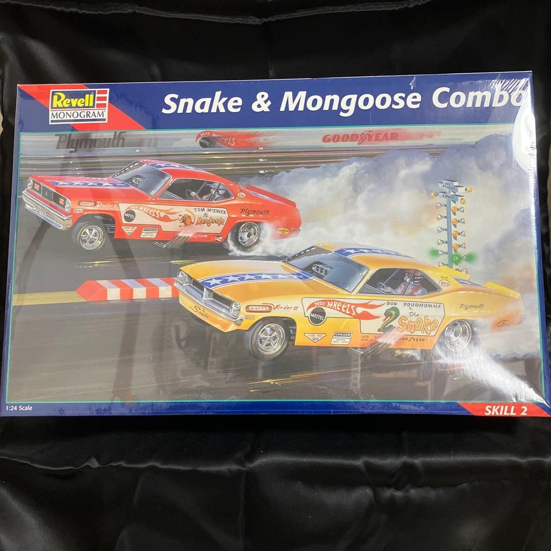 SNAKE MONGOOSE COMBO Revell 1/24 #aff799 SNAKE MONGOOSE COMBO Revell 1/24 #aff799