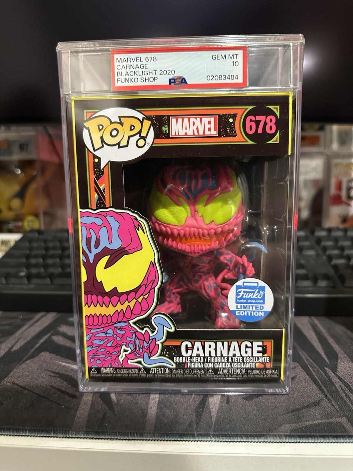 Funko Pop Carnage 678 Marvel PSA Gem Mint 10 Blacklight Funko Shop Exclusive