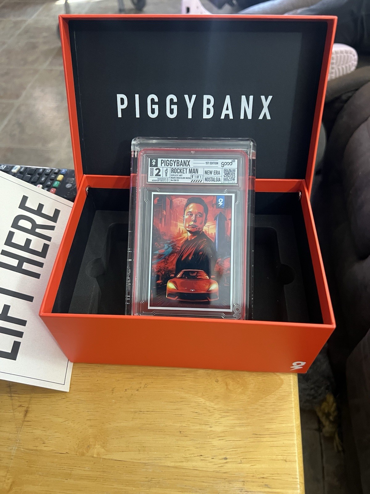PIGGY BANX 1/1 PIGGYBANX 1ST EDITION ROCKET MAN ELON MUSK HOLO