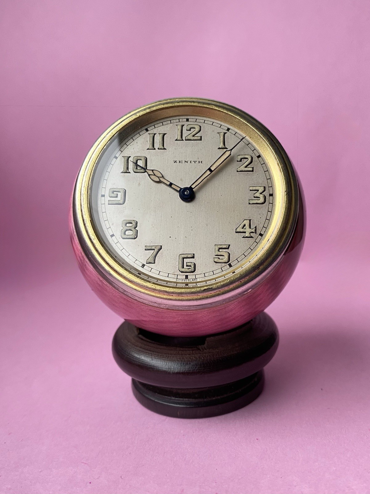 Exceptional 1929 Zenith Art Deco pink guilloche enamel 8 day desk ball clock