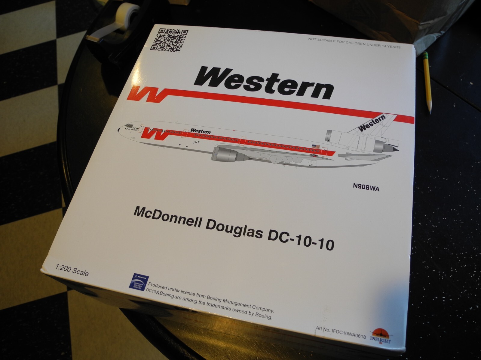 Collector's FIND INFLIGHT 200 McDonnell Douglas DC-10, 1st ED, 1:200, VERY RARE