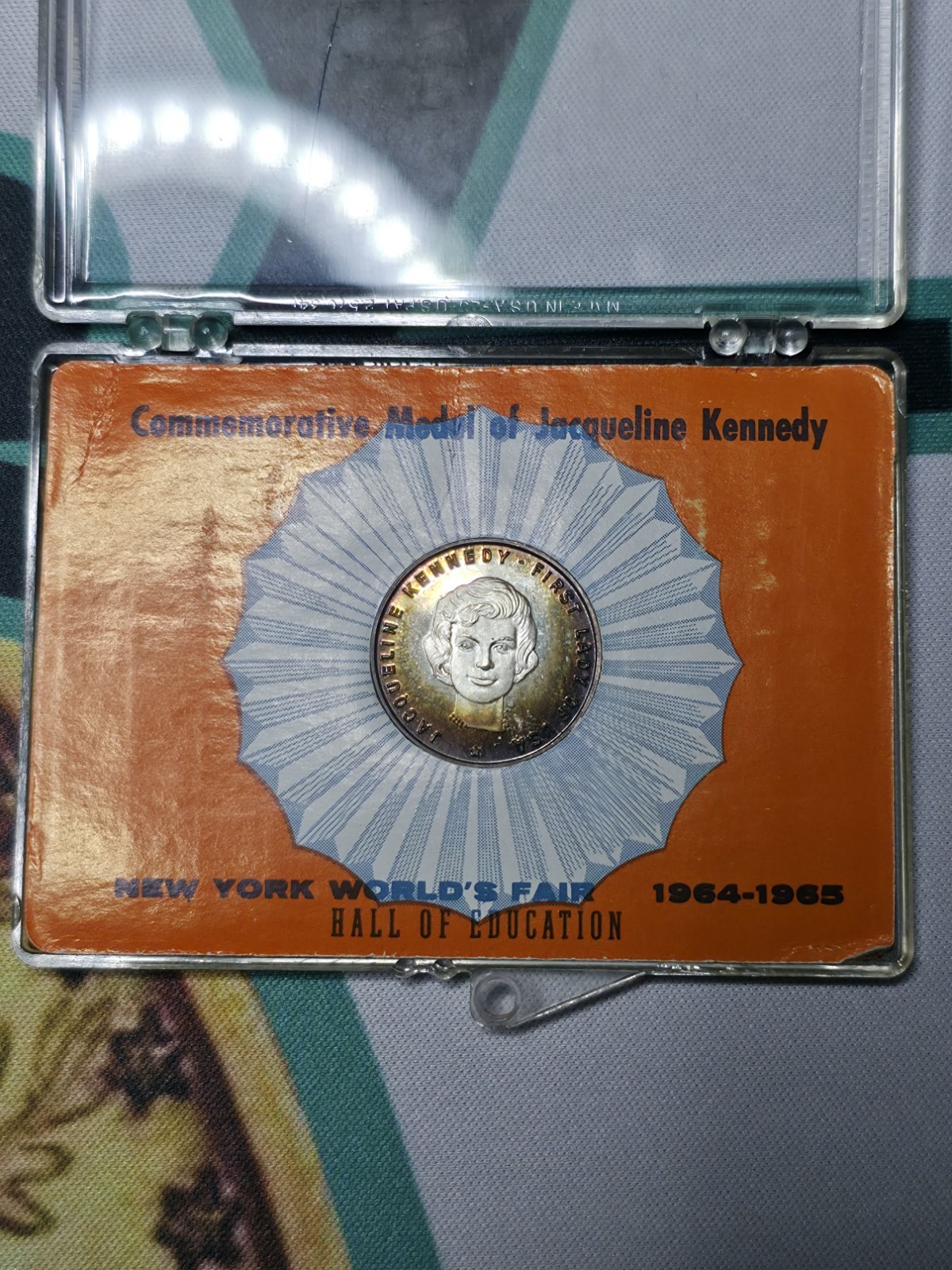 Jacqueline & John F Kennedy Commemorative Silver Medals For 1964 Worlds Fair Jacqueline & John F Kennedy Commemorative Silver Medals For 1964 Worlds Fair