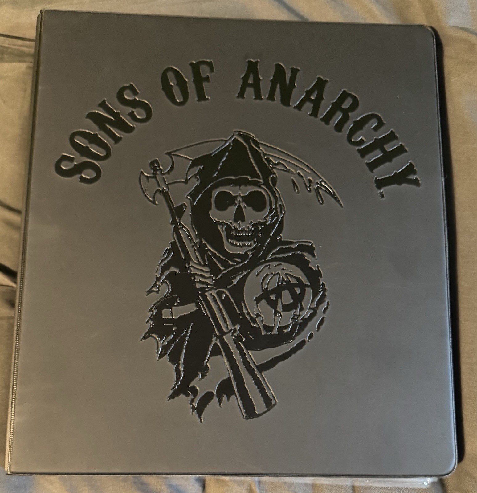 2014 Sons of Anarchy Season 1-3 Complete Master Set Autos Relics Tank Redemption 2014 Sons of Anarchy Season 1-3 Complete Master Set Autos Relics Tank Redemption