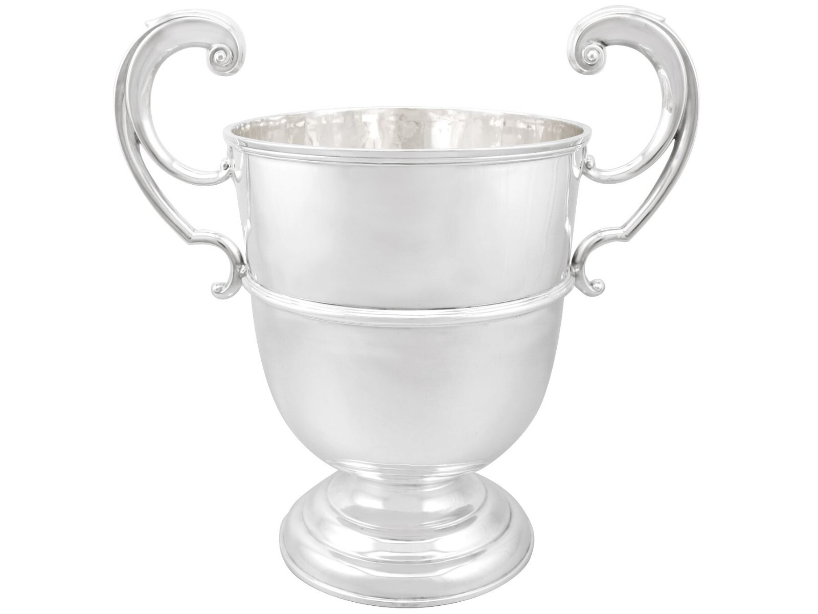 Antique Edwardian 1905 Sterling Silver Presentation Champagne Cup Antique Edwardian 1905 Sterling Silver Presentation Champagne Cup