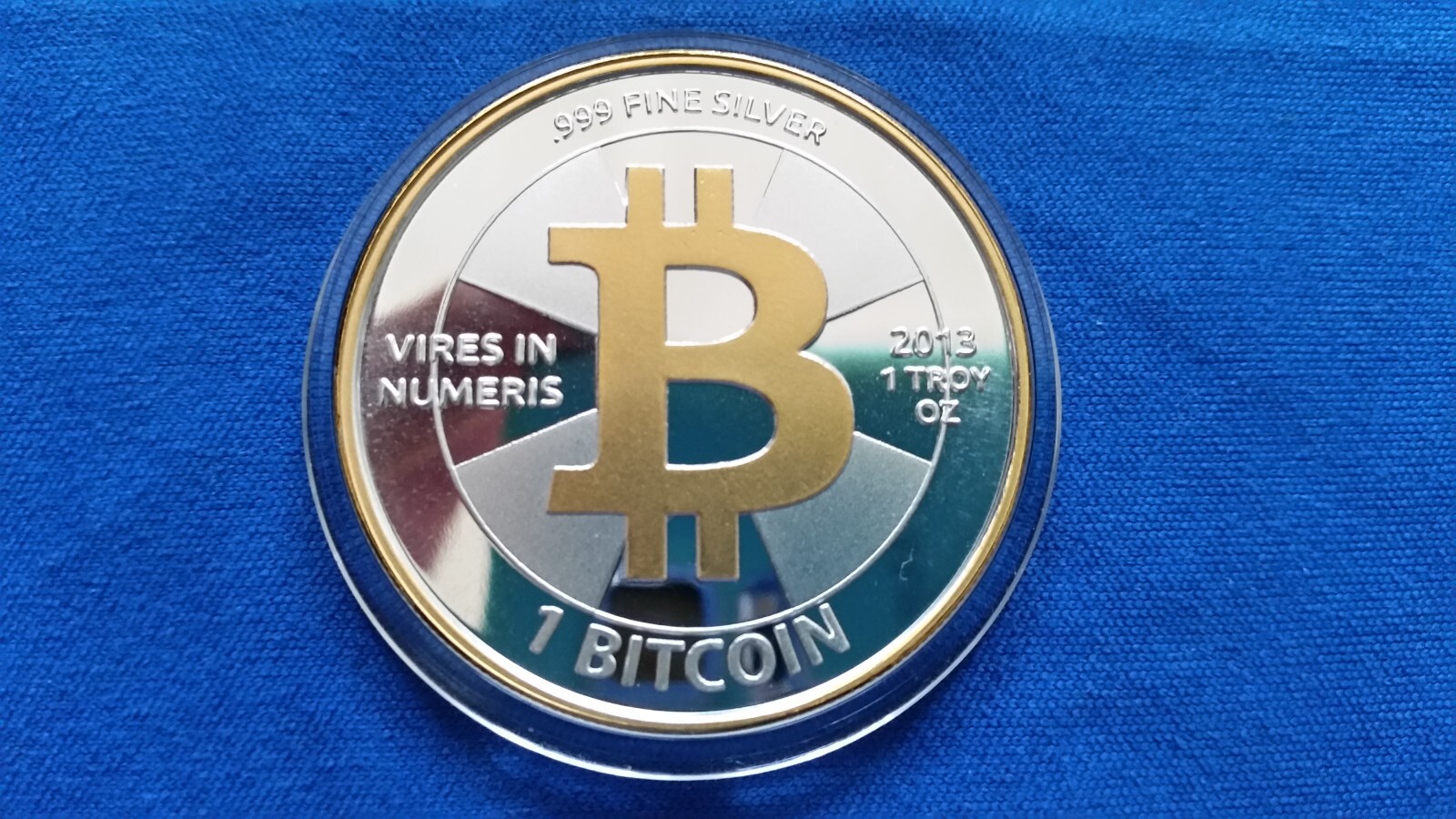 2013 1BTC. Casascius Silver and gold funded , excelent, 1 out of 400 ever made.