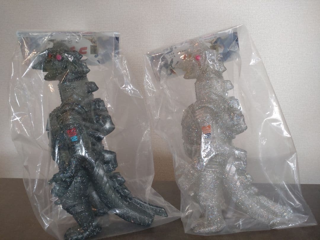 Marusan 450 Mechagodzilla Clear Glitter Sofubi 2 Figure Set From Japan Marusan 450 Mechagodzilla Clear Glitter Sofubi 2 Figure Set From Japan