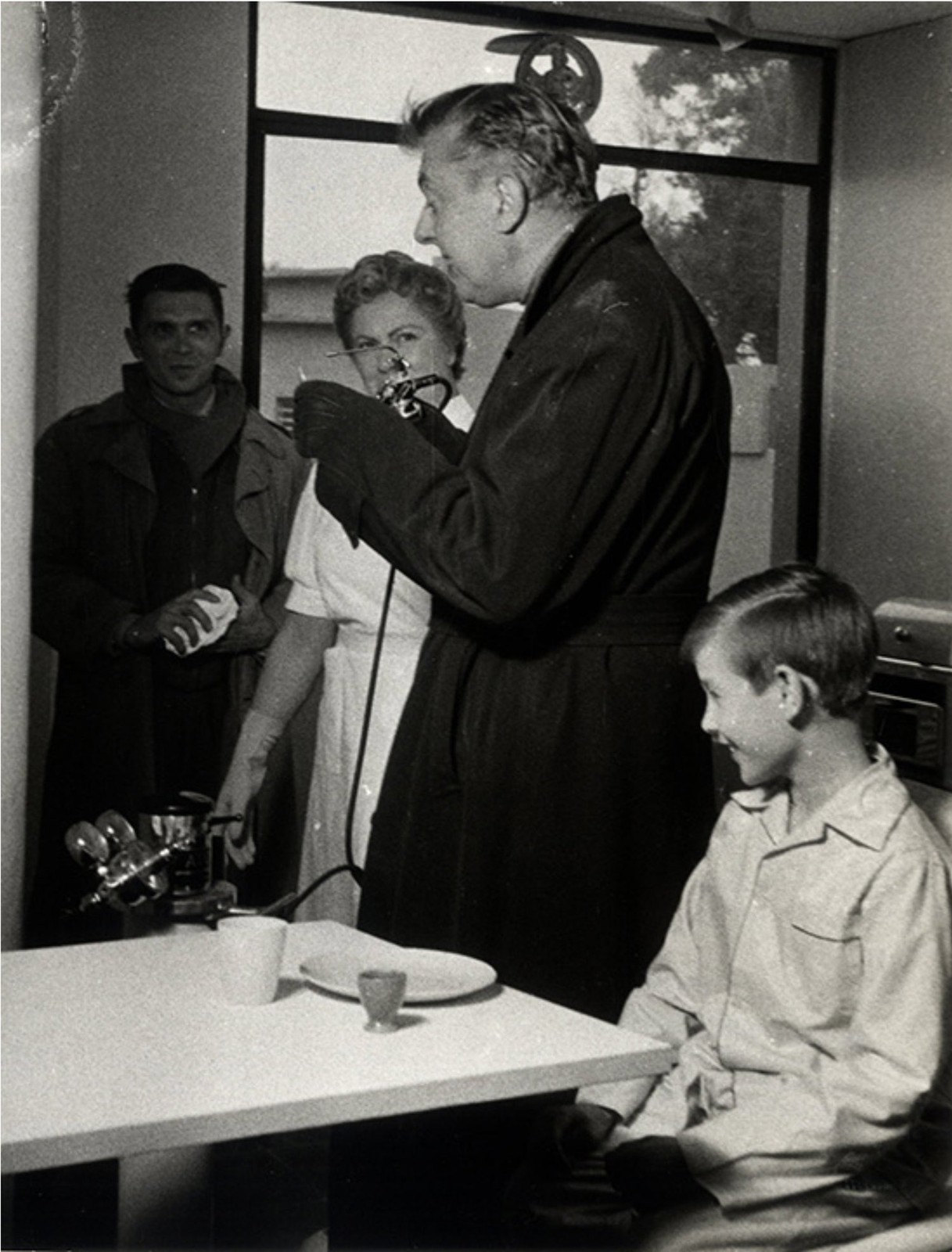 Jacques Tati MON ONCLE Three original photographs from the set of the #143634 Jacques Tati MON ONCLE Three original photographs from the set of the #143634