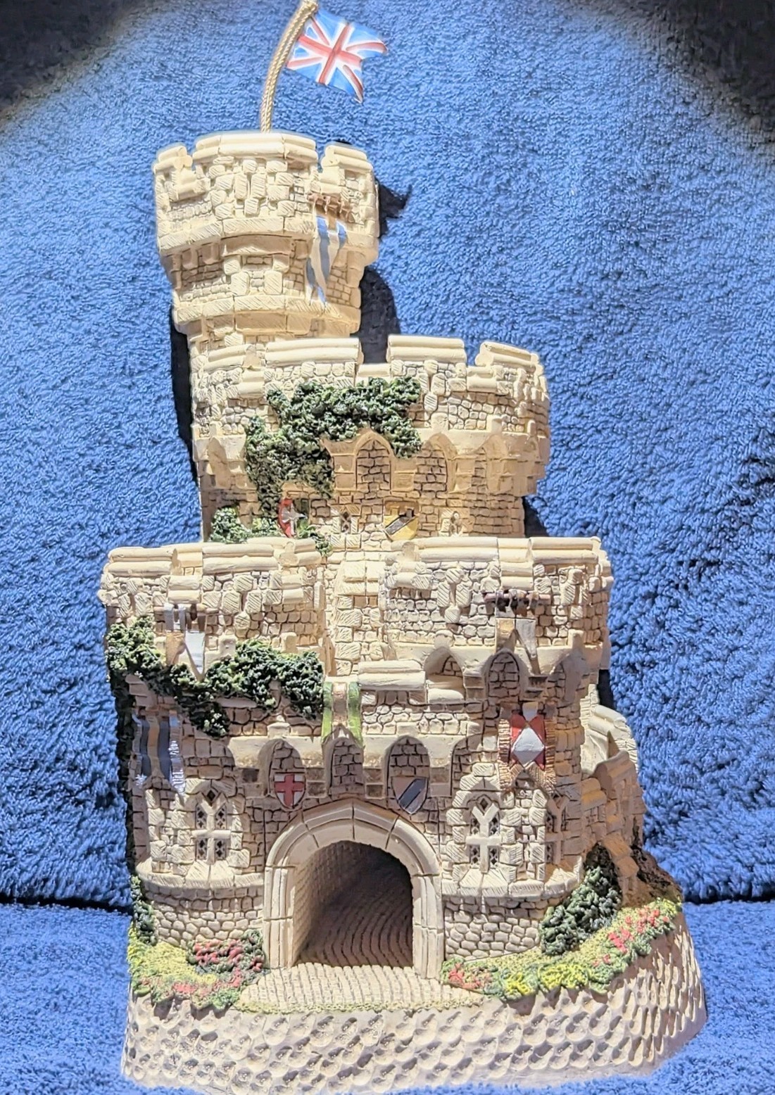 DAVID WINTER - Castle Tower Of Windsor LTD Edition 1995 - signed 0376/4500