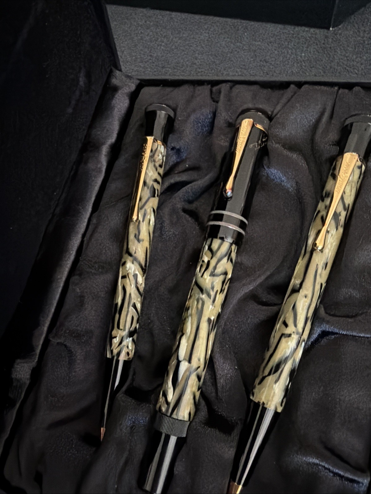 Montblanc Meisterstück 1994 Oskar Wilde Set FP M, BP, MP Limited Edition #2406 Montblanc Meisterstück 1994 Oskar Wilde Set FP M, BP, MP Limited Edition #2406