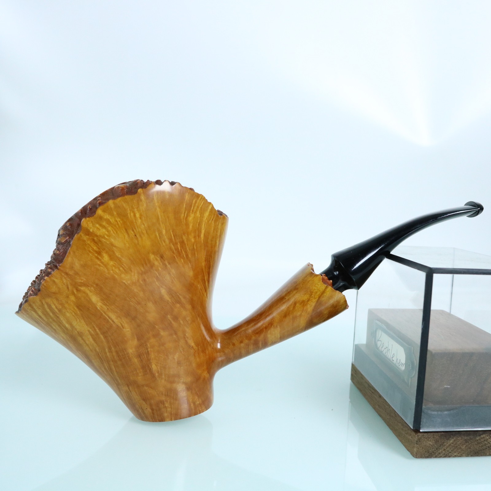 Flame King Fiamma Double Crown Plus Battle Axe Smooth Skin Tuber Pipe Flame King Fiamma Double Crown Plus Battle Axe Smooth Skin Tuber Pipe