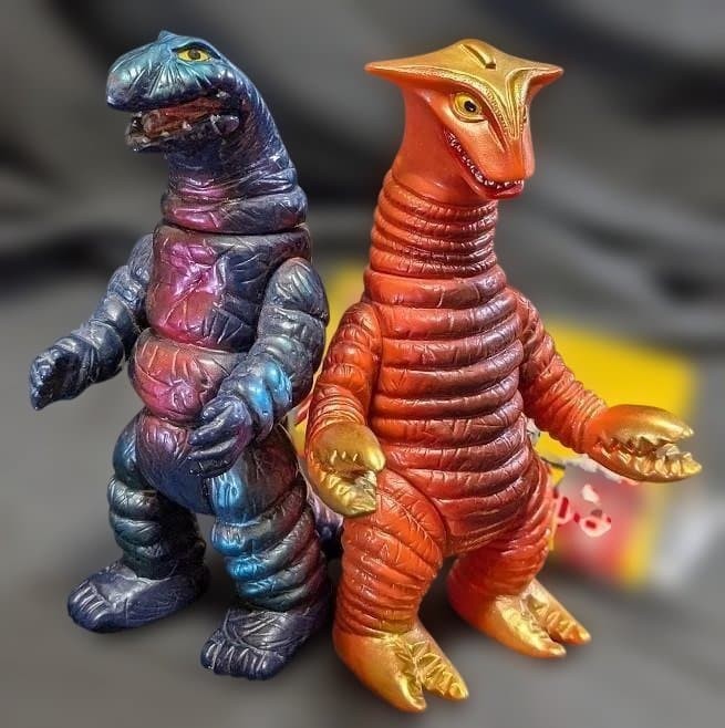 Sadra Detton Returns Ultraman Appearance Monster Bulmaak Redux Set Of 2 Sadra Detton Returns Ultraman Appearance Monster Bulmaak Redux Set Of 2