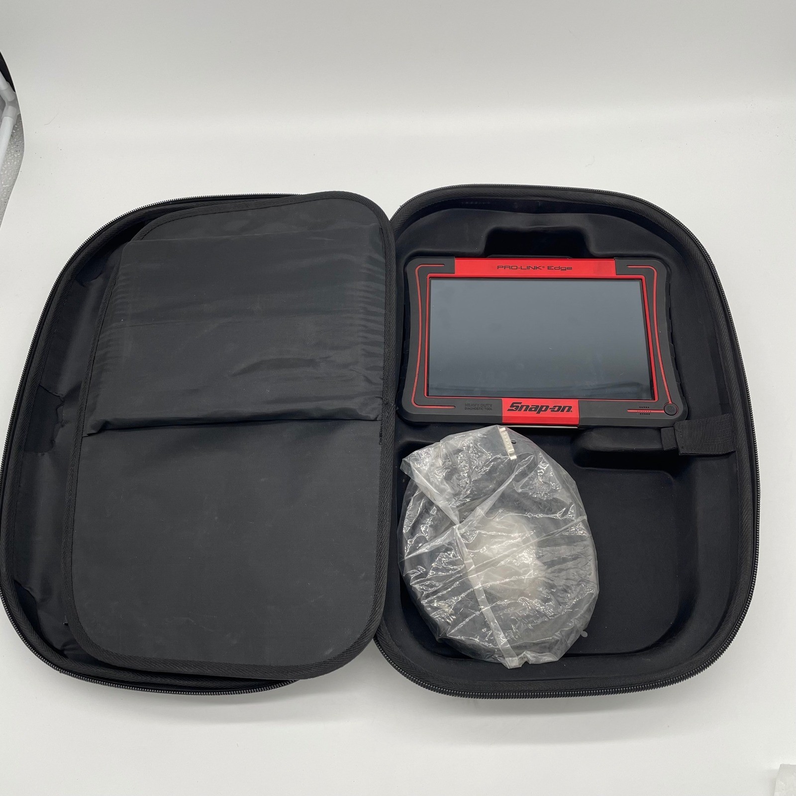 Snap-on PRO-LINK Edge EEHD189090 Heavy Duty Vehicle Scanner w/ Case & Cables Snap-on PRO-LINK Edge EEHD189090 Heavy Duty Vehicle Scanner w/ Case & Cables