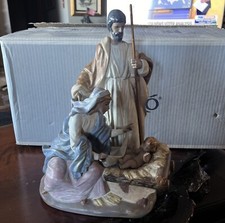 LLADRÓ A KING IS BORN 12198 JESUS MARY & JOSEPH HOLY FAMILY MINT With Box picture