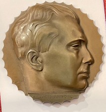 WILDT ADOLFO SCULPTOR MEDAL MEMORY TO CARLO HOEPLI THE FOUNDER ULRICO 1928 picture