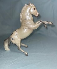 Breyer 2018 Scottsdale Event “Pima” Pearly White Fighting Stallion Mold picture