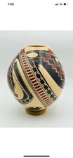 JUAN QUEZADA EXQUISITE FINE MATA ORTIZ YELLOW PIECE WITH RED AND BLACK DESIGN picture