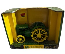 1953 John Deere Model D 1/16 Nib Ertl Britains 2004 Release Rc2 picture