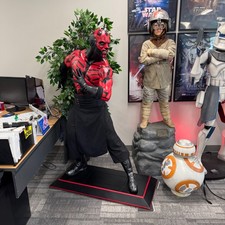 Star Wars Darth Maul Life Size 1:1 Pre-Owned Statue Double-Sided Lightsaber picture