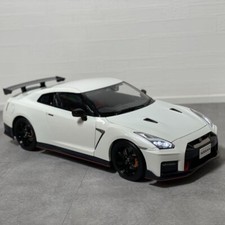 DeAGOSTINI NISSAN GT-R NISMO (MY17) 1/8 Scale Built Complete Model F/S From JP picture