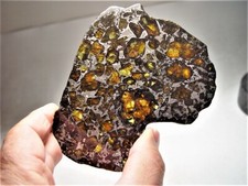 WORLD CLASS LARGE GORGEOUS CRYSTALS STABLE AMAZING ADMIRE METEORITE 134.3 GMS picture