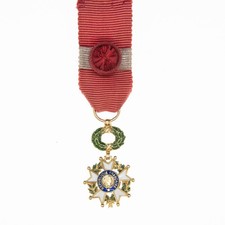Beautiful Commander Medallion Of The Legion Of Honor In Gold And Enamel picture