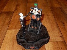 Borg Queen and Data Action figure. A Must see and read picture