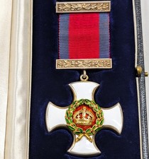 *Rare WW1 era cased Distinguished Service Order medal Great Britian Australia picture