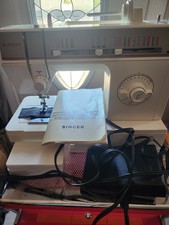 singer sewing machine 4522c - recently  serviced-great machine w/accessories picture