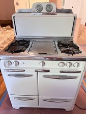 1950s Era Wedgewood Double Stove w/ 4 Burners Griddle picture