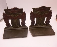 JUDD MFG CO. Wise OWL Lamp of Knowledge Cast Iron set 2 BOOKENDS 1926 picture