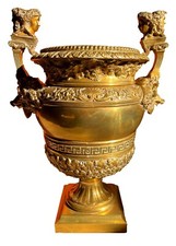 ANTIQUE GRAND TOUR CUP, EMPIRE STYLE. CHISELED BRONZE. FRANCE. 19TH CENTURY picture