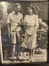 Authentic and original photo of The King and Princess Elizabeth. picture