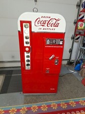 Beautiful Restored 1950s Coke Coca Cola Machine Vendo 81 44 39 72 56 USA picture