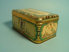 Tin tea caddy