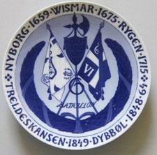 Royal Copenhagen 1657-1907 Commemorating the 250 years anniversary 6 battalion picture