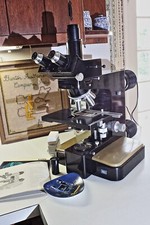 E. LEITZ ORTHOPLAN BLACK MICROSCOPE - ONE OF ONLY 50 MADE FOR USA MARKET - USER picture