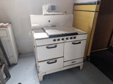 Antique 1930s-40s Magic Chef Stove picture