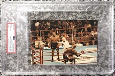 1997 Mike Tyson, E. Holyfield “Seconds After The Bite” PSA Type 1 Original Photo picture