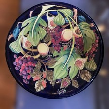 Moorcroft Queens Choice Charger Plate Emma Bossons 13.8
