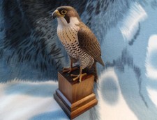 VINTAGE CARVED WOOD FIGURE PEREGRINE FALCON BIRD OF PREY SCULPTURE, SIGNED picture