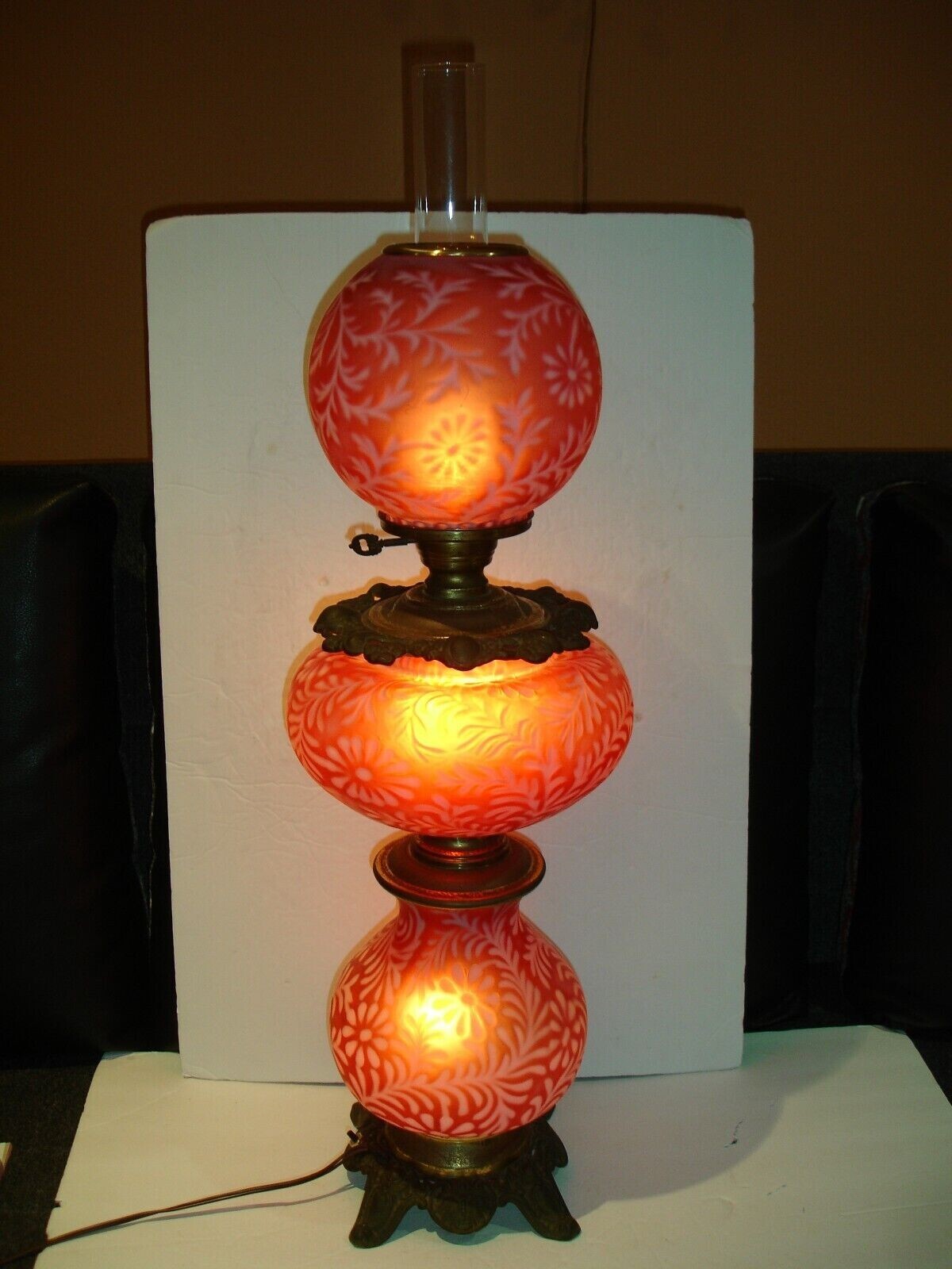 FENTON L G WRIGHT DAISY AND FERN CRANBERRY LAMP EXTREMELY RARE, GWTW, 3 levels FENTON L G WRIGHT DAISY AND FERN CRANBERRY LAMP EXTREMELY RARE, GWTW, 3 levels