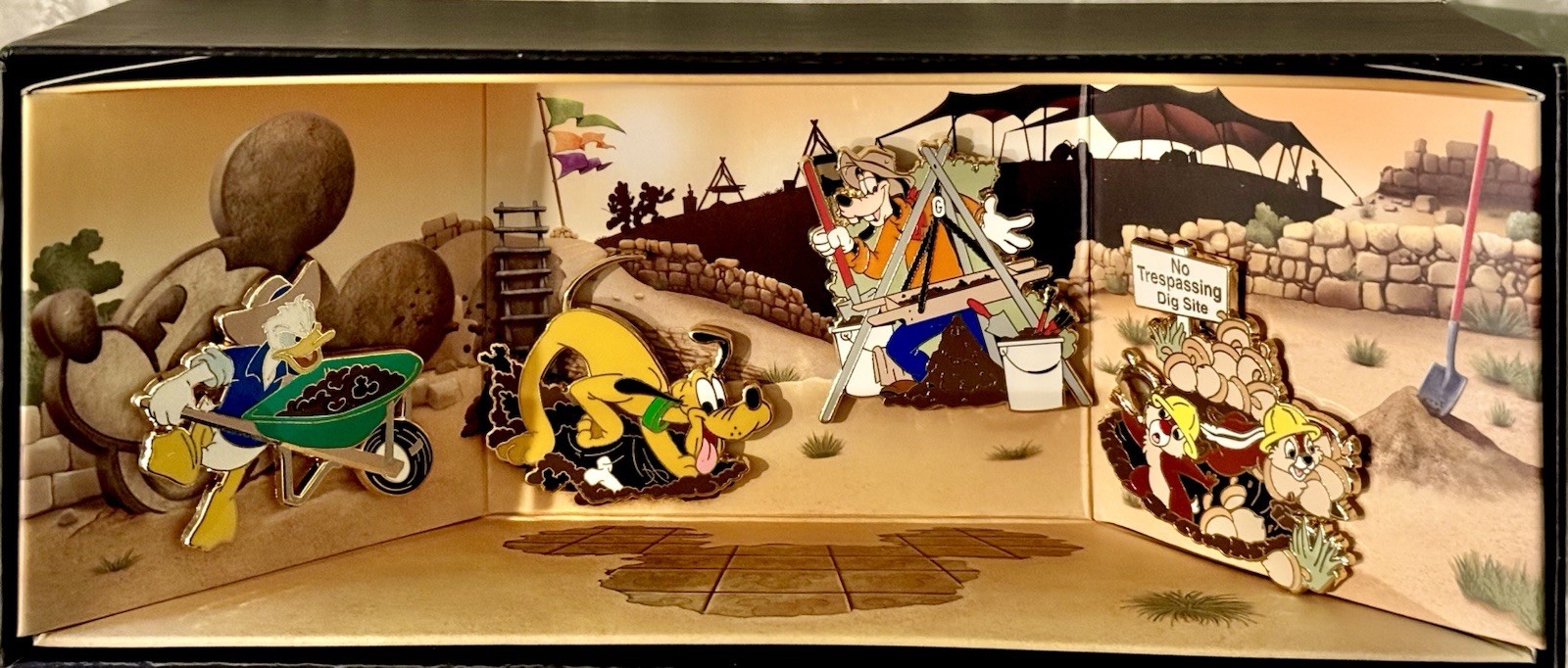 Diorama 4 Pin Box Set - Archaeology LE 300 Disney - The Museum of Pin-tiquities