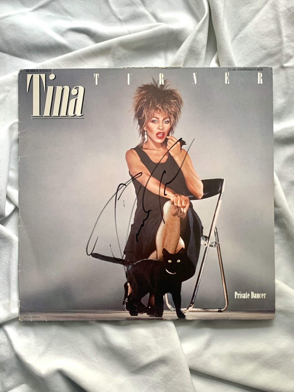 Signed TINA TURNER Private Dancer 12 Signed TINA TURNER Private Dancer 12