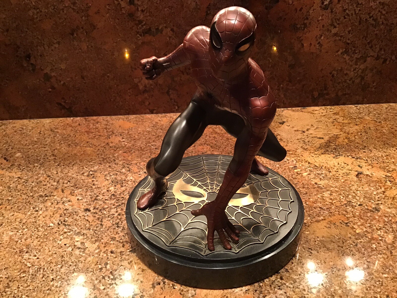 BOWEN SPIDER-MAN BRONZE STATUE SCULPTED BY RANDY BOWEN # 17 OF 100 RARE BOWEN SPIDER-MAN BRONZE STATUE SCULPTED BY RANDY BOWEN # 17 OF 100 RARE